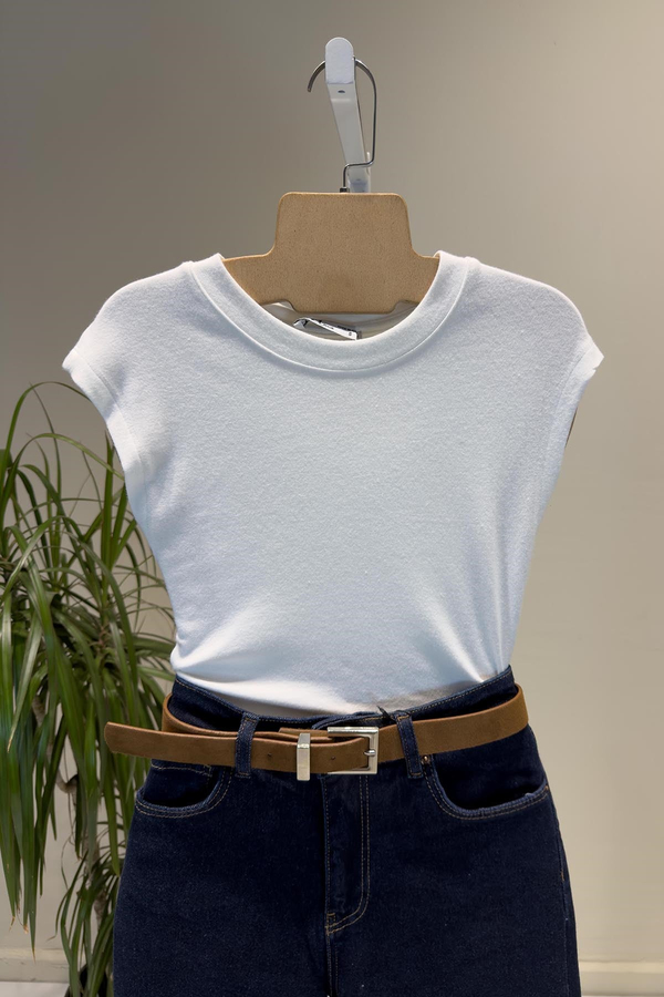 Ekru Sıfır Kol Modal Karışımlı Crop