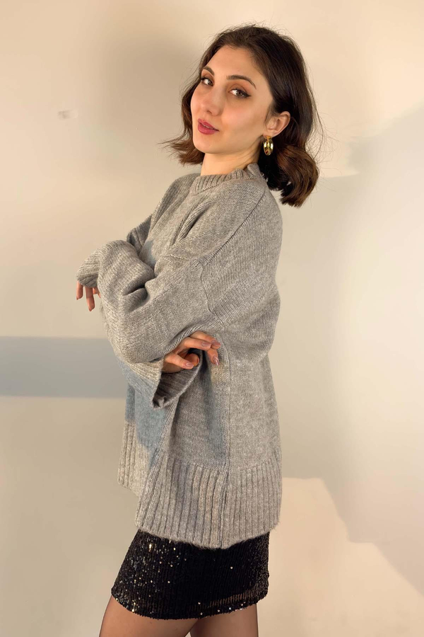 Gri Oversize Bisiklet Yaka Triko Kazak