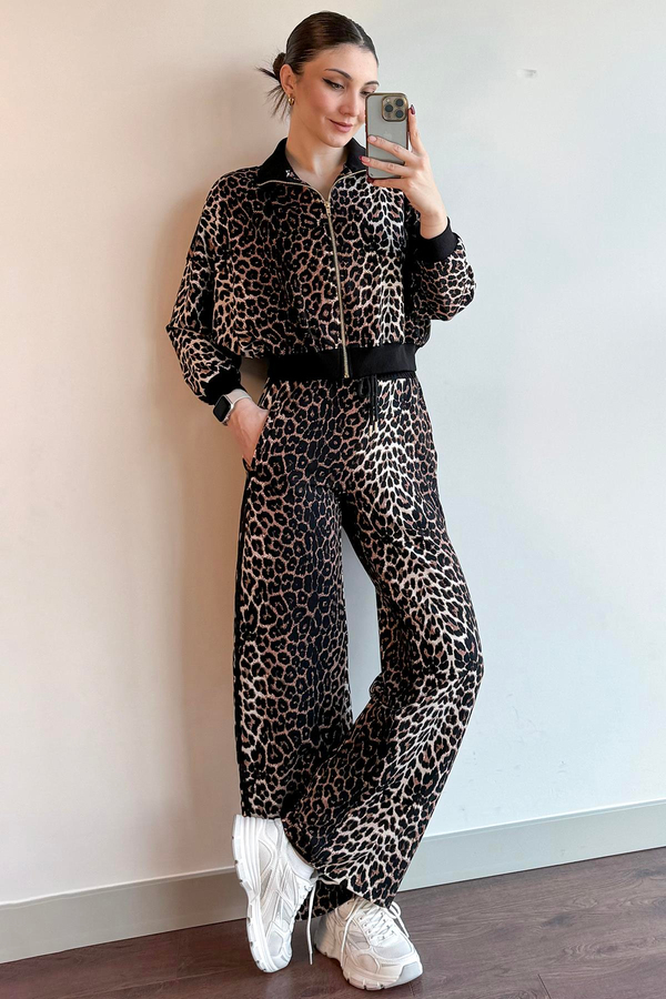 Kahverengi Leopar Desenli Pantolon ve Ceket Takım