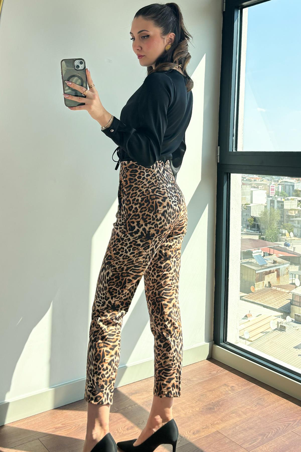 Leopar Önü Flatolu Kumaş  Pantolon