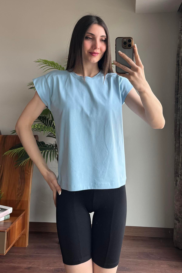 Mavi Kol Detaylı T Shirt