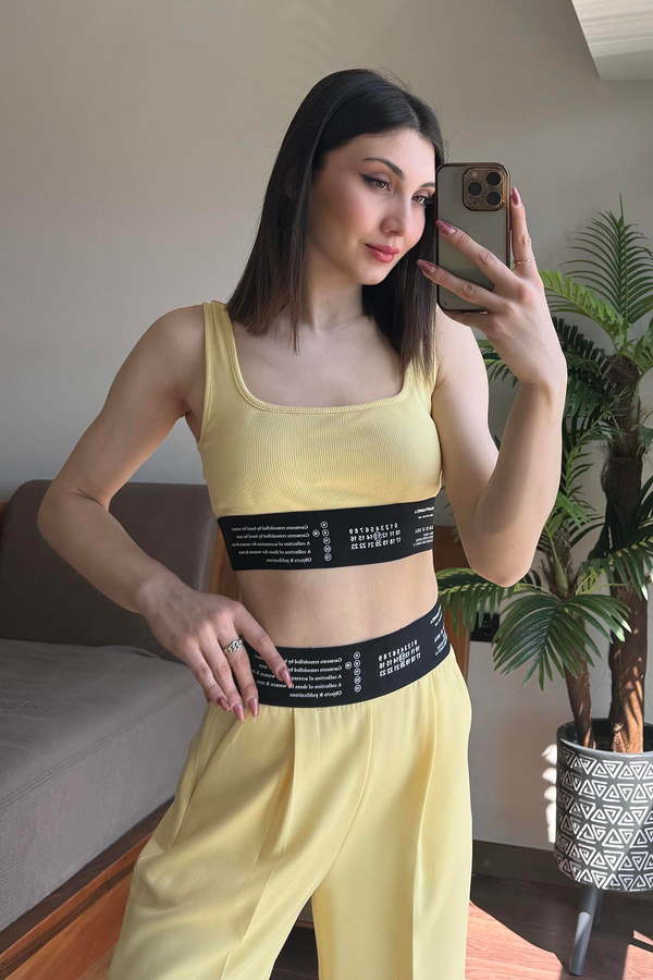 Sarı Lastik Detaylı Crop Top Atlet