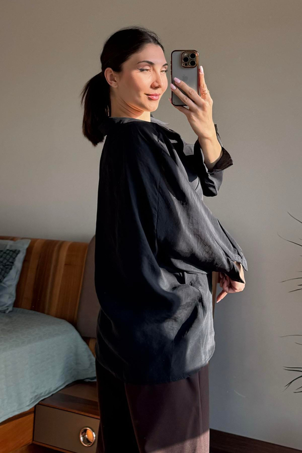 Siyah Düşük Omuzlu Oversize Gömlek