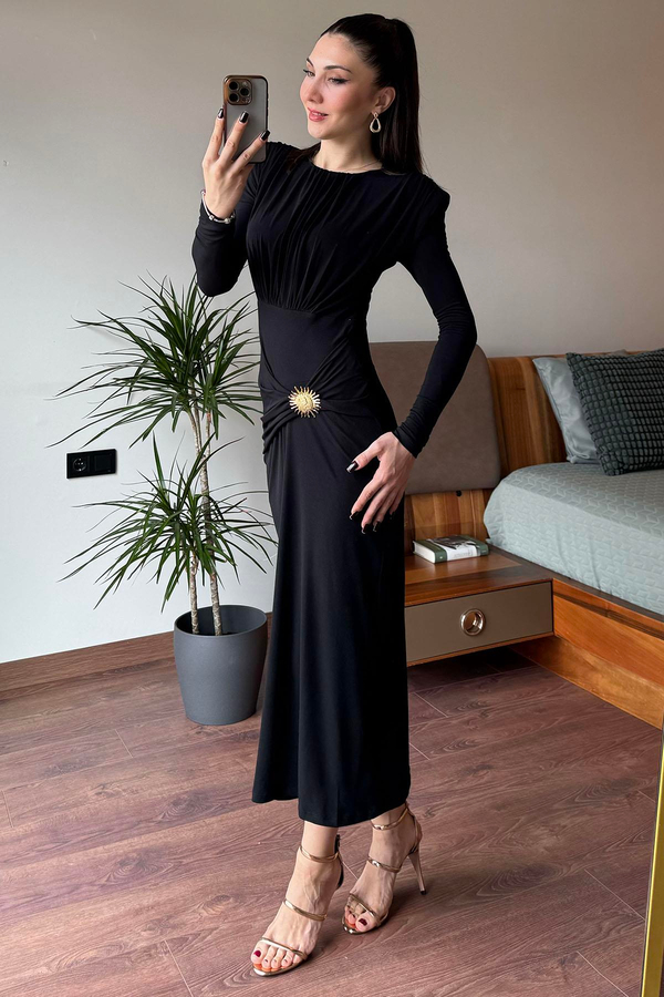Siyah Güneş Tokalı Drape Detaylı Elbise