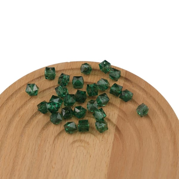 Akrilik Boncuk Küp 10 mm Yeşil Renk Kübik Model Akrilik Çanta ve Takı Boncuğu 500 Gram