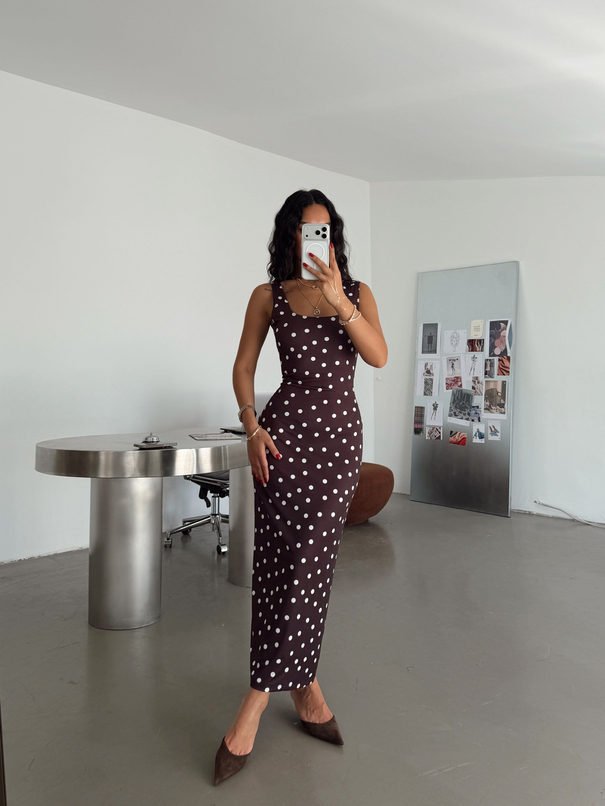 Halter Yaka Puantiyeli Maxi Elbise - Kahve