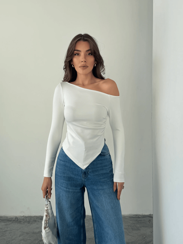 Kayık Yaka Asimetrik Bluz - Ekru