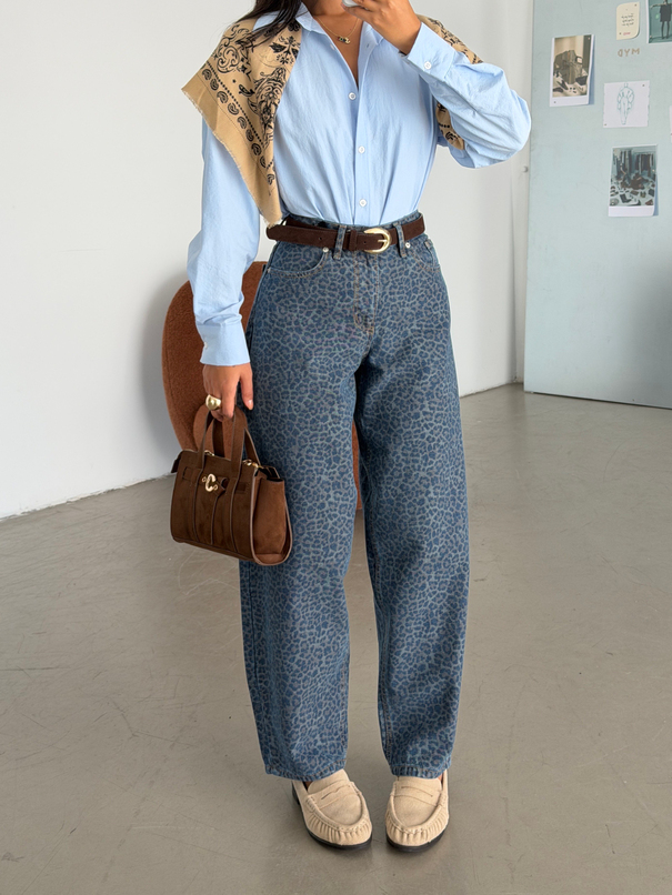 Leopar Desenli Barrel Jean - Mavi