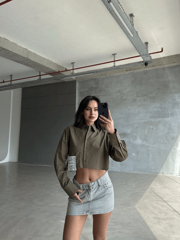Daisy Cep Üstü Arma Detay Crop Gömlek Haki Yeşil - Haki Yeşil