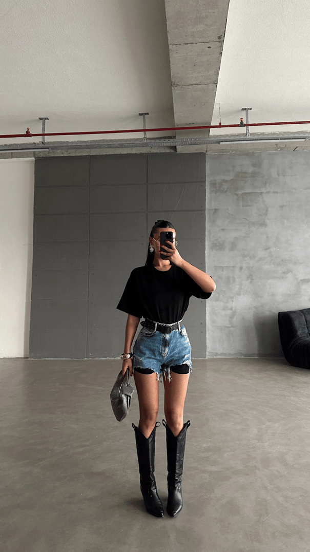 Yan Yırtmaç Oversize Basic - Siyah