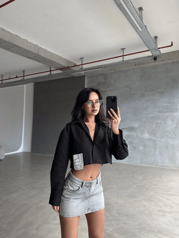 Daisy Cep Üstü Arma Detay Crop Gömlek Siyah - Siyah