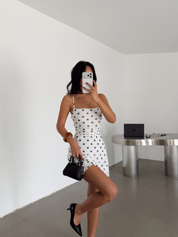 Drapeli Puantiye Mini Elbise - Beyaz