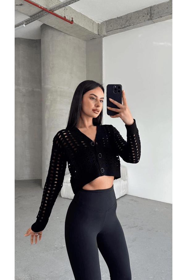 Delik Detaylı Crop Hırka Siyah - Siyah
