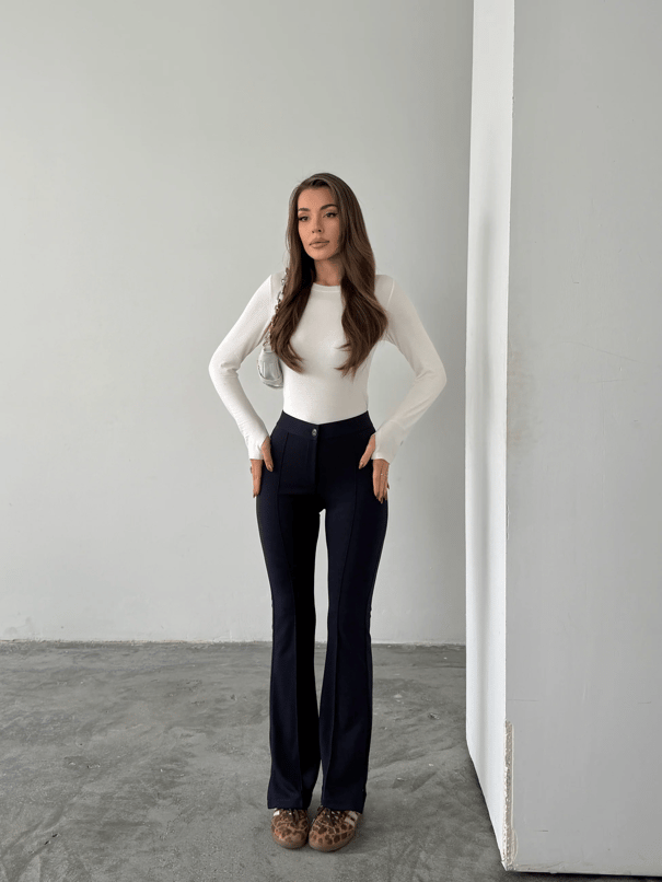 Çimalı Yırtmaç Pantolon  - Lacivert