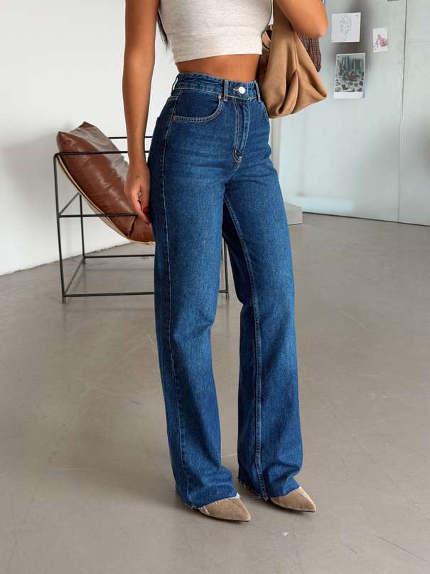 Klasik Model Kesik Paça Jean - Mavi