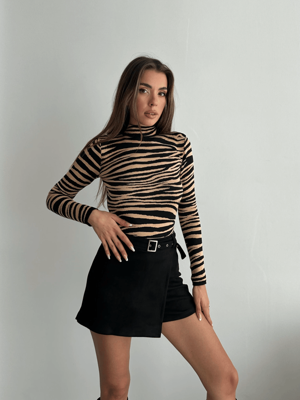 Desenli Dik Yaka Triko Bluz Taba Zebra - Taba-Zebra