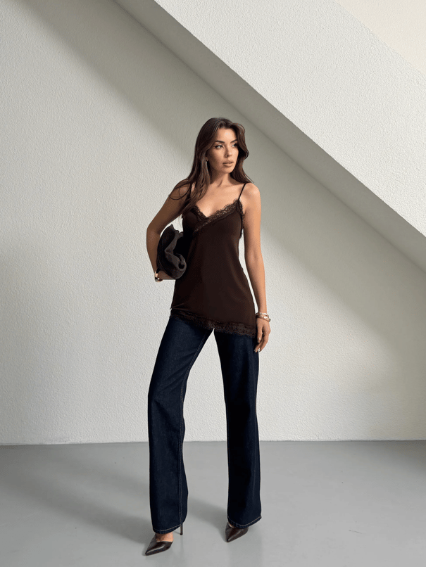 Dantel Detaylı İp Askılı Bluz - Kahve