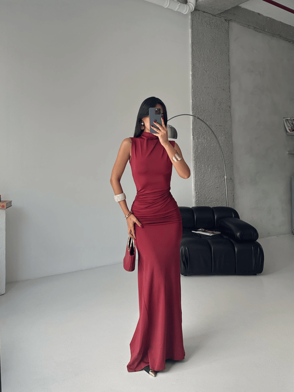 Kolsuz Drapeli Maxi Elbise - Bordo