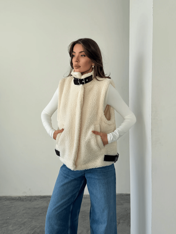 Kemer Detaylı Kürk Yelek - Ekru