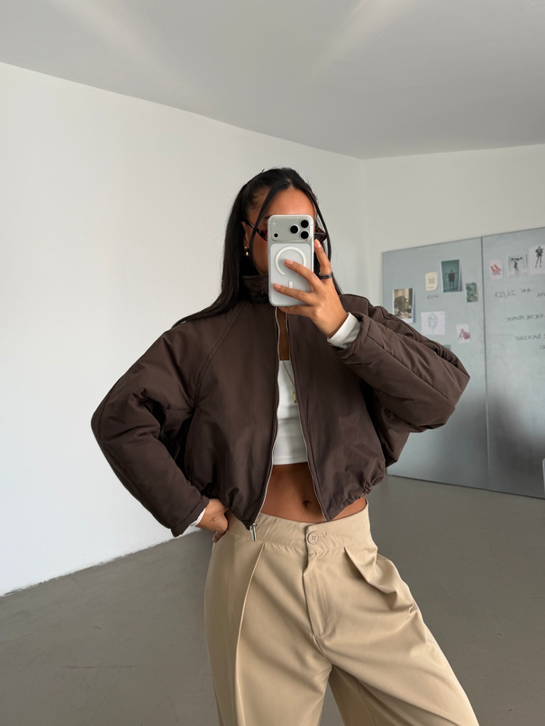 Dikiş Detaylı Crop Şişme Mont - Kahve