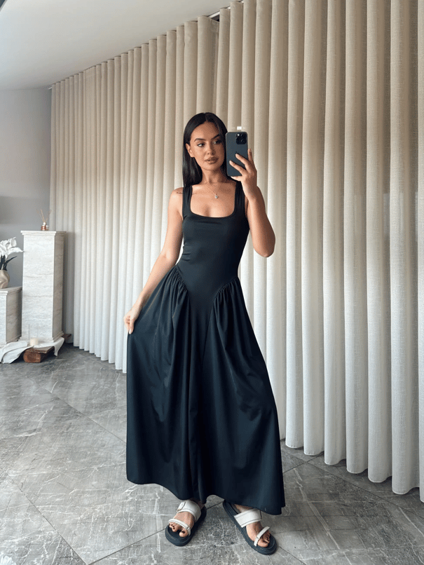 Korse Detaylı Midi Elbise - Siyah