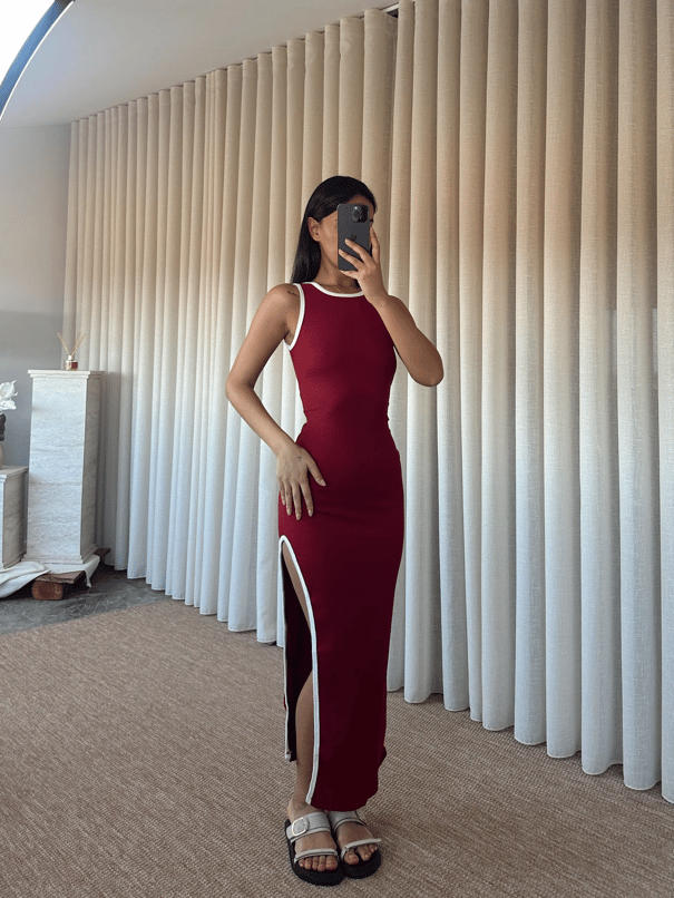 Biyeli Yan Yırtmaç Maxi Elbise - Bordo