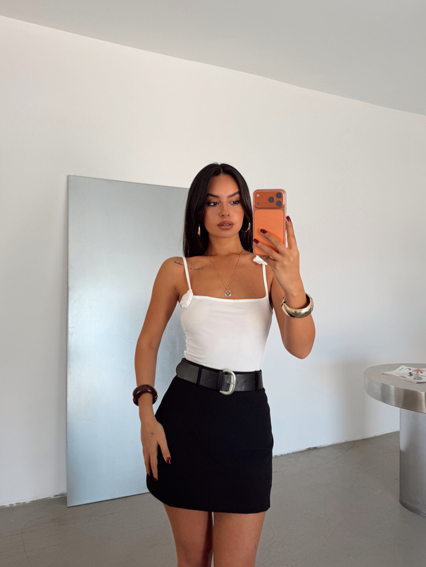 Gül Detaylı Bodysuit - Beyaz