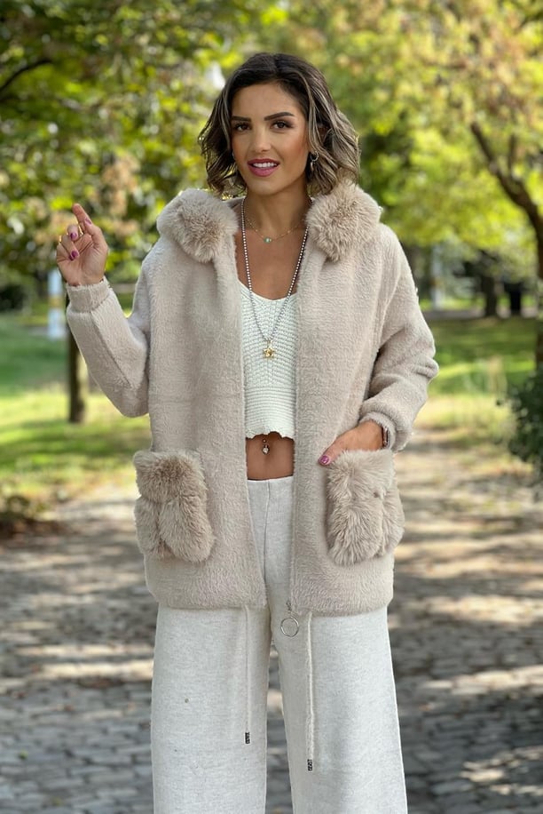 Camel Renk Kürklü Angora Mont