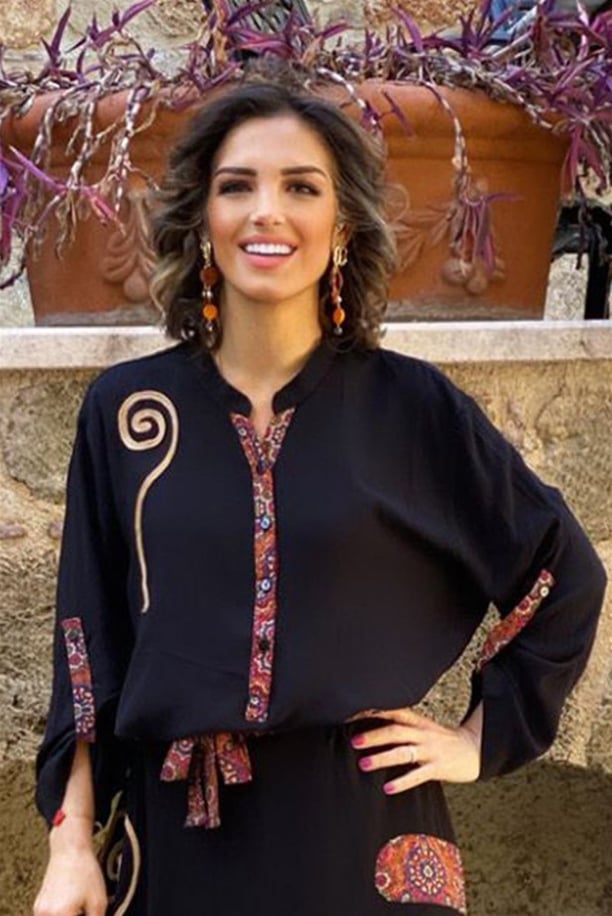 Çini Garnili Siyah Bluz