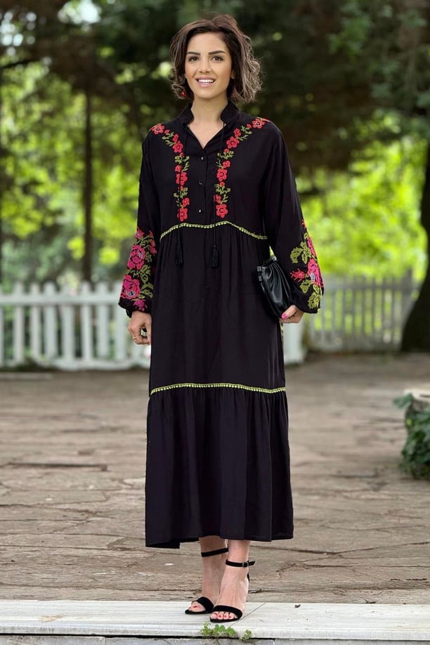 Siyah Dolce Vita Gül Nakışlı %100 Pamuk Elbise