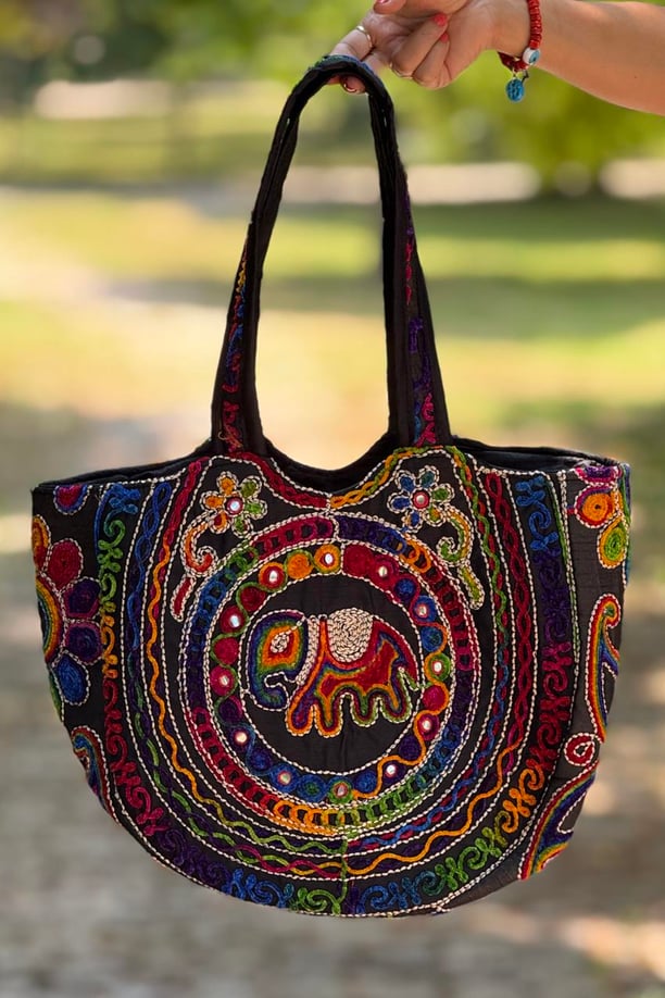 Siyah Filli Aynalı Etnik Çanta