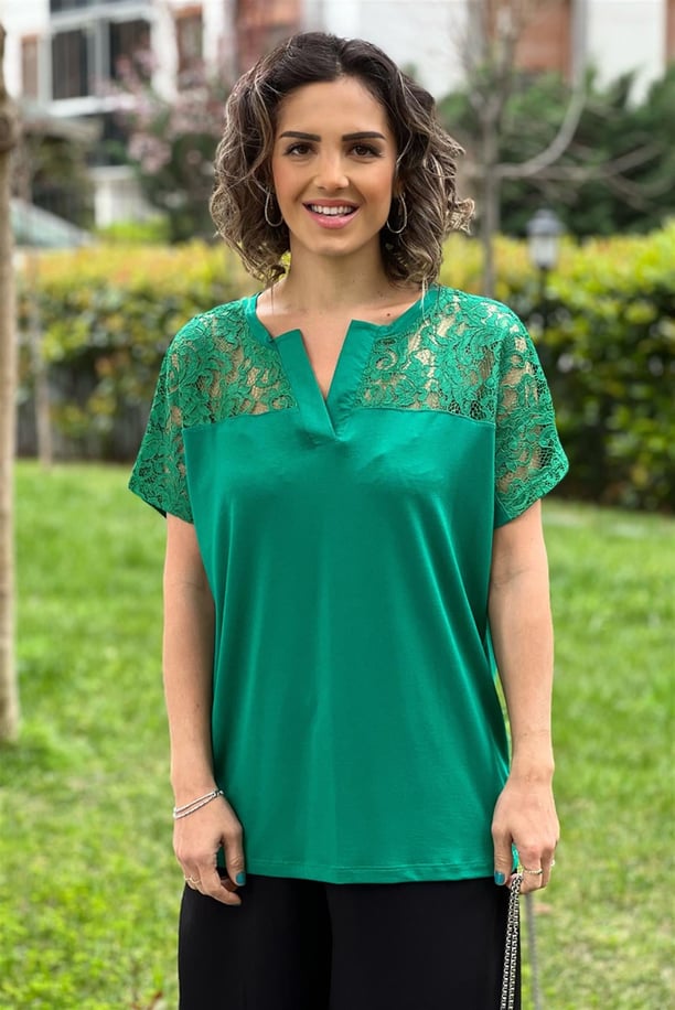 Yeşil Robası Dantelli Bluz