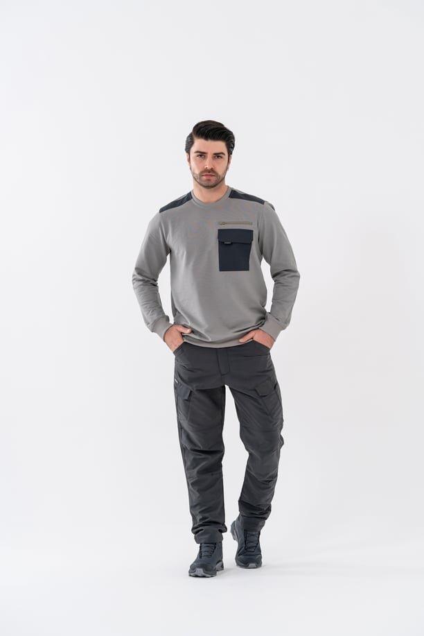 SWEATSHIRT - 907