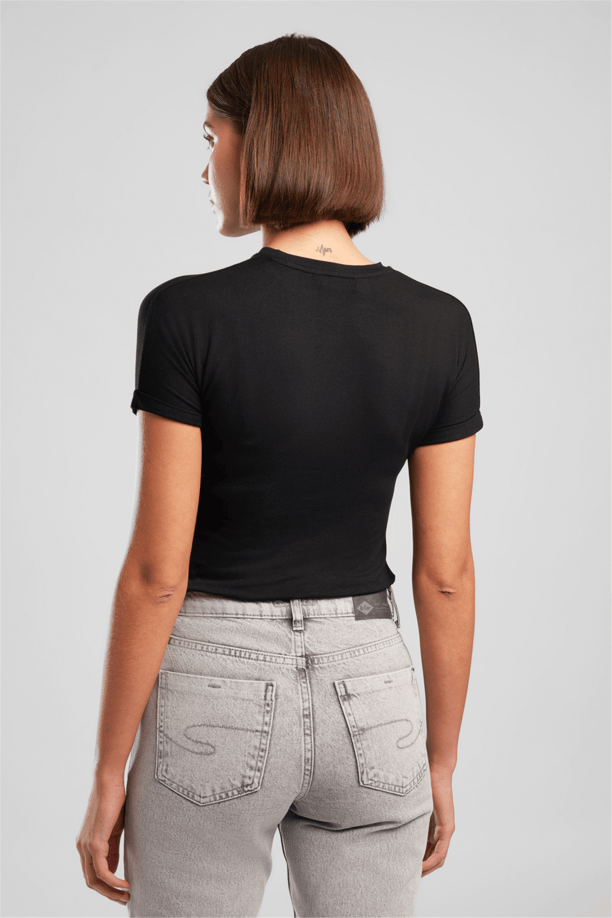 ABEL KADIN O YAKA T-SHIRT