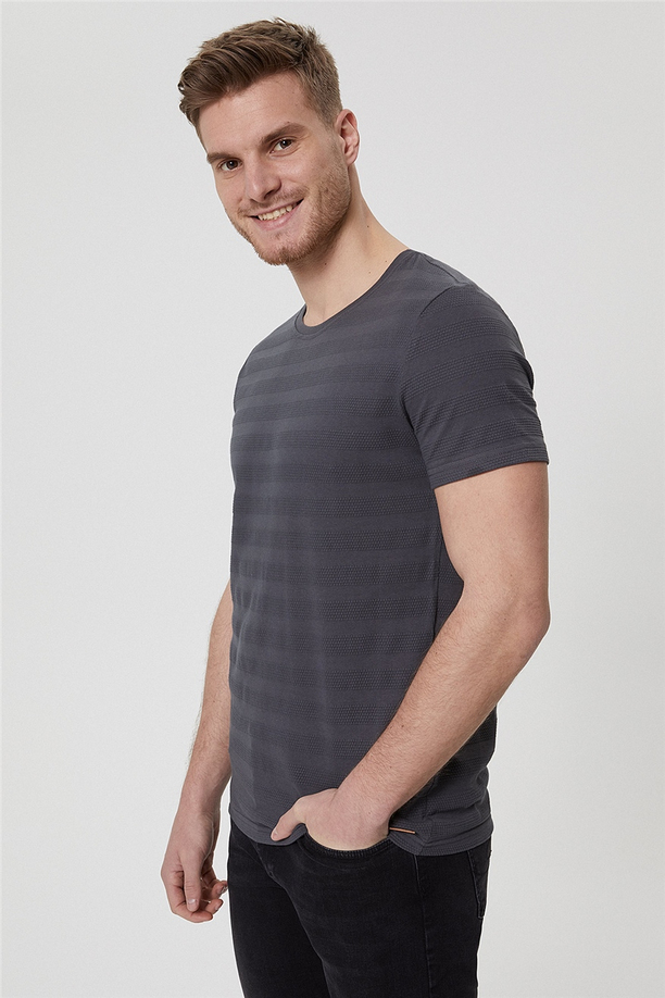 Baines Erkek O Yaka T-Shirt