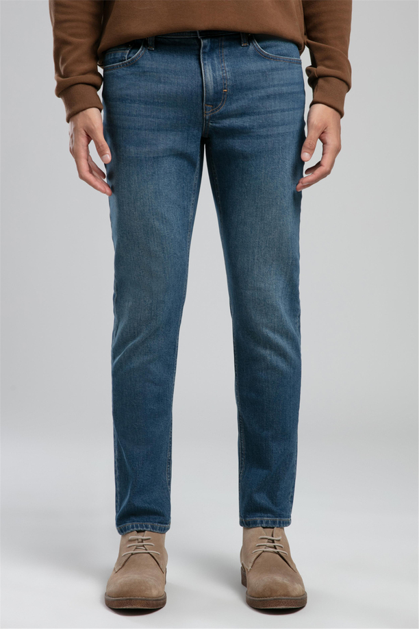 Jagger Normal Bel Dar Kesim Düz Paça Mavi Erkek Jean Pantolon