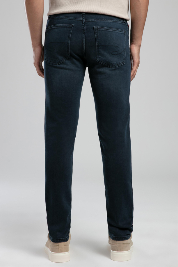 Jagger Normal Bel Dar Kesim Düz Paça Mavi Erkek Jean Pantolon