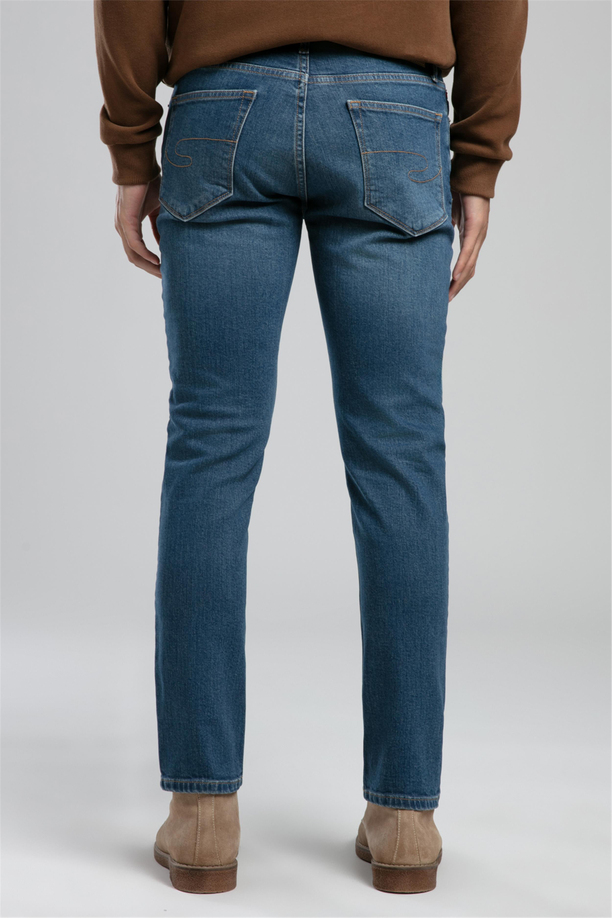 Jagger Normal Bel Dar Kesim Düz Paça Mavi Erkek Jean Pantolon
