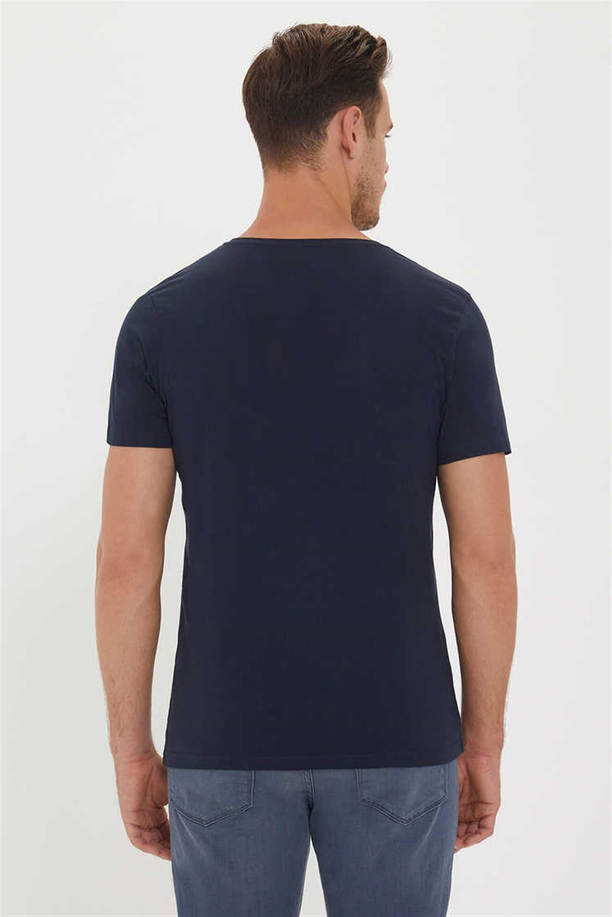 KALEB ERKEK V YAKA T-SHIRT