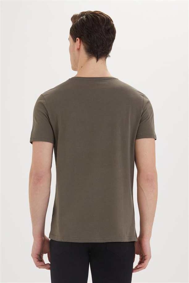 KALEB ERKEK V YAKA T-SHIRT