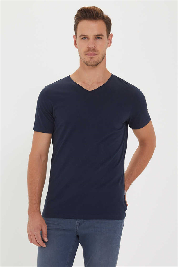 KALEB ERKEK V YAKA T-SHIRT