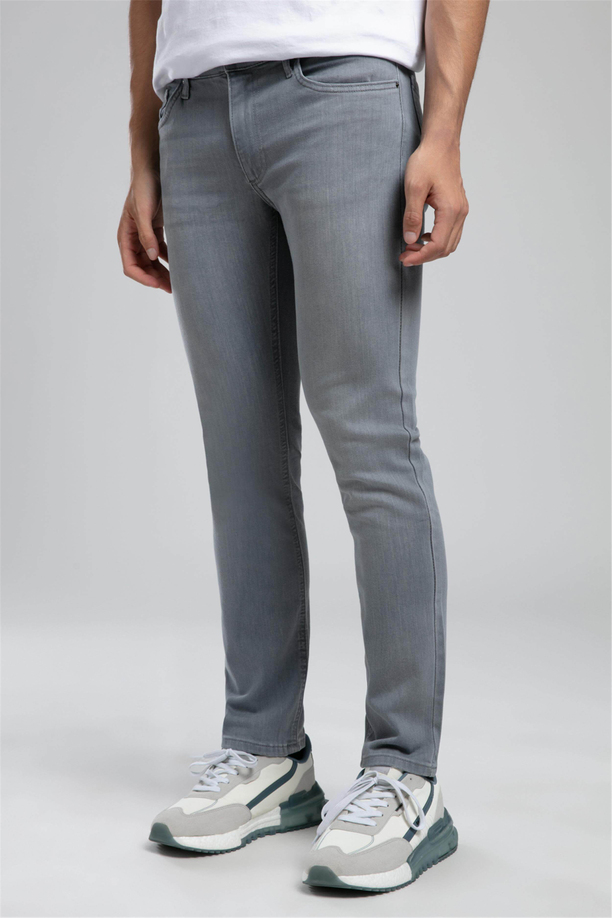 Marco Normal Bel Dar Kesim Düz Paça Gri Erkek Jean Pantolon