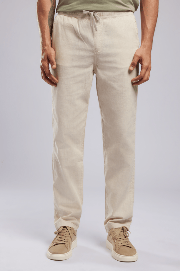 New Erkek Regular Straight Fit Pantolon Beyaz