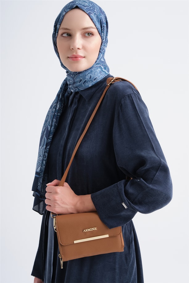 Pia Cüzdan Taba
