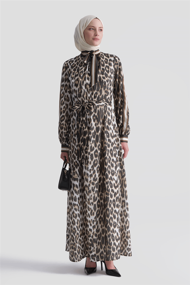 Leopar Desenli Elbise Kahverengi