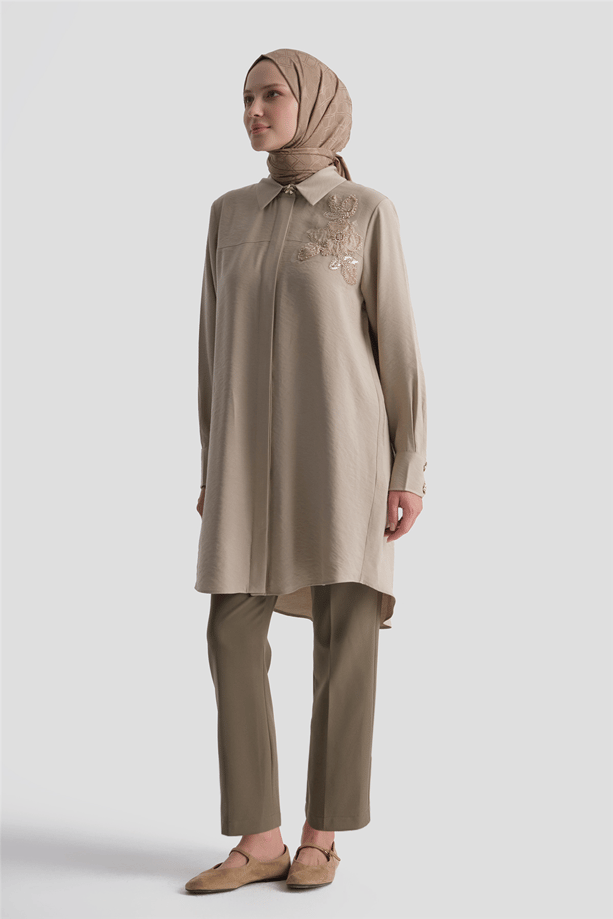 Aplike Detaylı Tunik Bej 