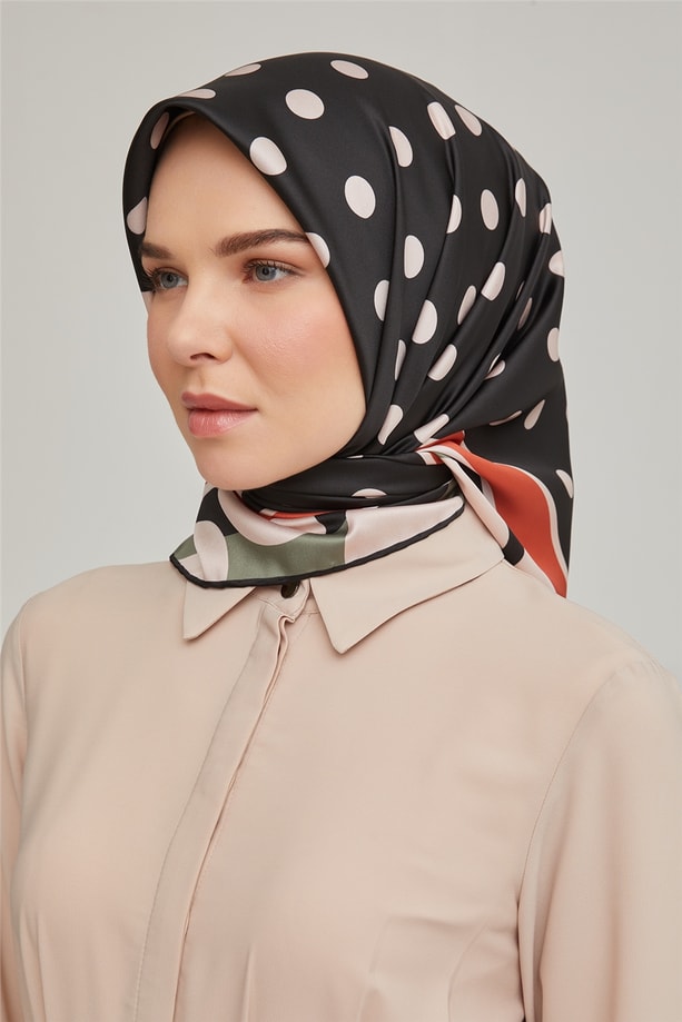 Armine Sport Eşarp 2014 01