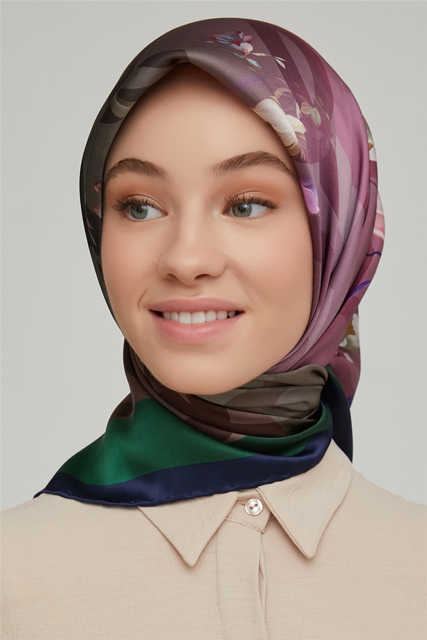 Armine Sura İpek Eşarp 21Ka8666 38