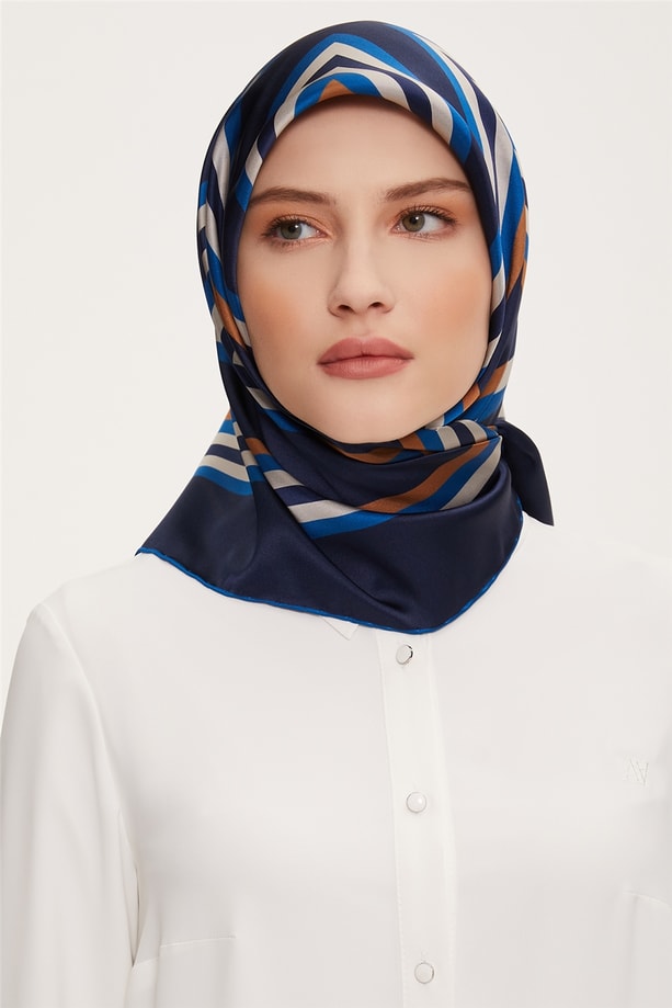 Armine Sura İpek Eşarp 22Ka3240 04
