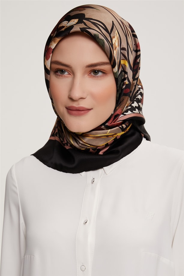 Armine Sura İpek Eşarp 22Ka3242 03